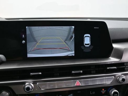Used 2025 Kia Telluride S FWD image 26
