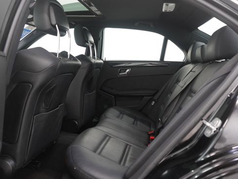 Used 2010 Mercedes-Benz E 63 AMG Sedan image 18