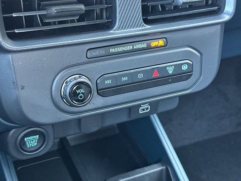 New 2025 Ford Maverick XLT w/ Black Appearance Package image 19