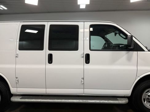 Used 2024 GMC Savana 2500 w/ Driver Convenience Package image 37