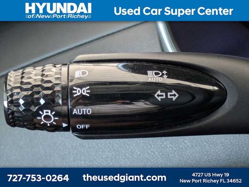 Used 2023 Hyundai Tucson SE FWD image 25