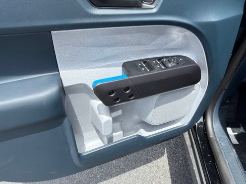 New 2026 Ford Maverick XLT w/ XLT Luxury Package FWD image 8