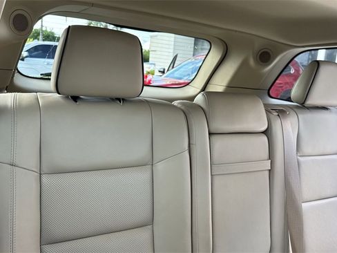 Used 2017 Jeep Grand Cherokee Overland image 48