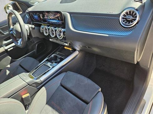Used 2025 Mercedes-Benz GLA 250 image 19