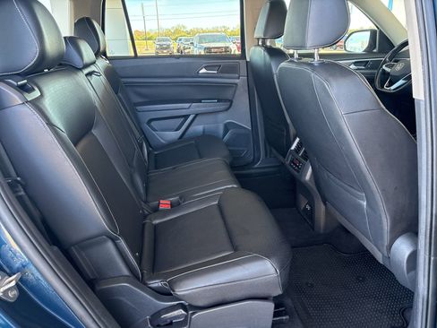 Used 2021 Volkswagen Atlas SE image 16