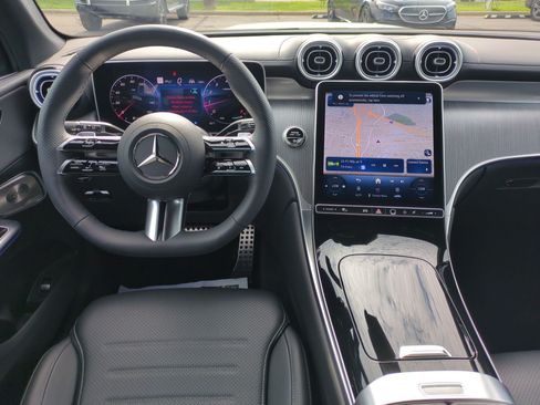 Certified 2026 Mercedes-Benz GLC 300 4MATIC image 31