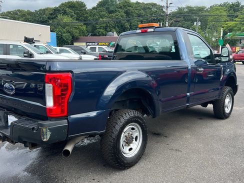 Used 2018 Ford F250 XL w/ Power Equipment Group AWD/4WD image 5