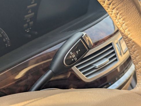 Used 2008 Mercedes-Benz S 550 5.5L V8 image 7