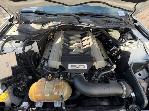 Used 2016 Ford Mustang GT Premium RWD image 32