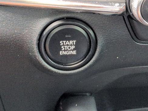 Used 2023 MAZDA MAZDA3 s FWD image 30