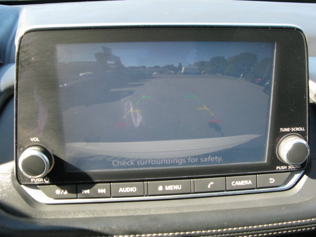 Used 2024 Nissan Rogue S FWD image 17