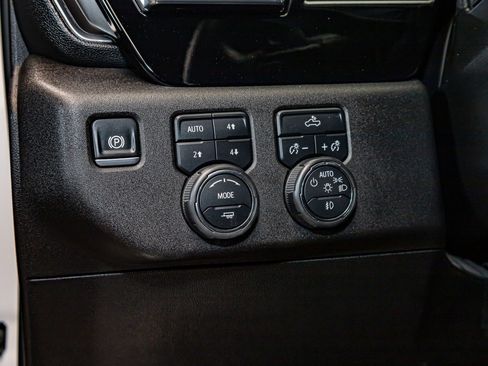 Used 2025 Chevrolet Silverado 1500 RST w/ Convenience Package II image 16