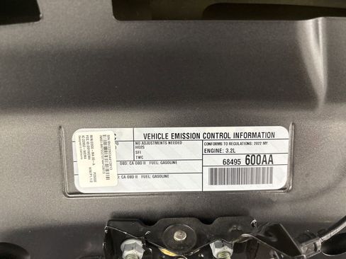 Used 2022 Jeep Cherokee Limited image 31