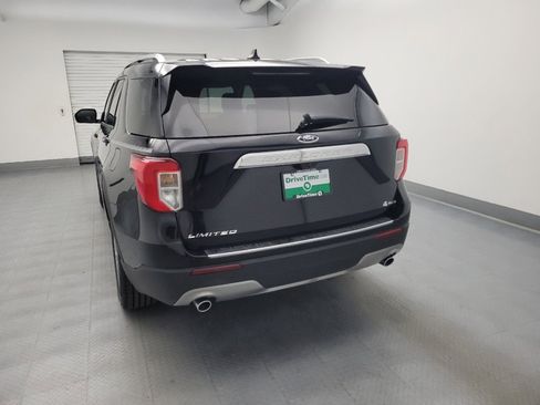 Used 2021 Ford Explorer Limited w/ Equipment Group 301A AWD/4WD image 6