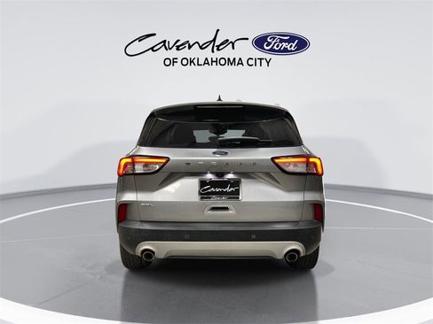 Used 2021 Ford Escape SEL image 7