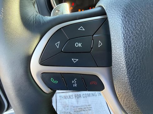Used 2014 Jeep Grand Cherokee Overland AWD/4WD image 20