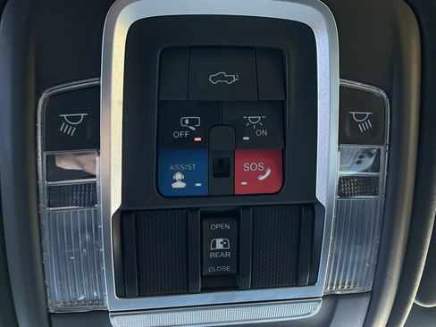 Used 2021 RAM 2500 Power Wagon image 34