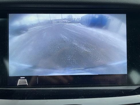 Used 2019 Buick Regal Essence w/ Driver Confidence Package I image 15