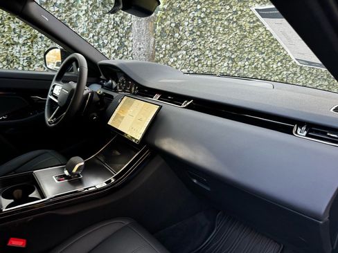 New 2026 Land Rover Range Rover Evoque Dynamic SE image 24