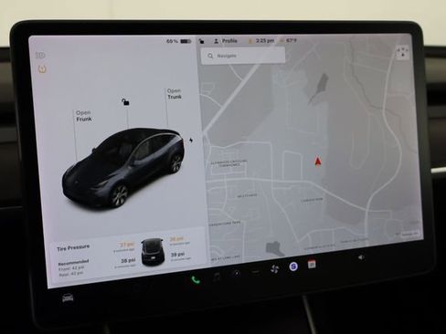 Used 2020 Tesla Model Y Performance AWD/4WD image 24