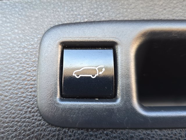 Used 2021 Toyota Highlander Platinum AWD/4WD image 29