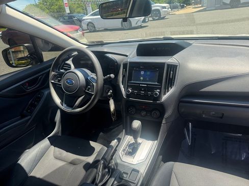 Used 2018 Subaru Crosstrek 2.0i AWD/4WD image 17