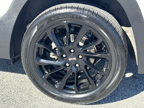 Used 2023 GMC Terrain SLT w/ Elevation Edition AWD/4WD image 13