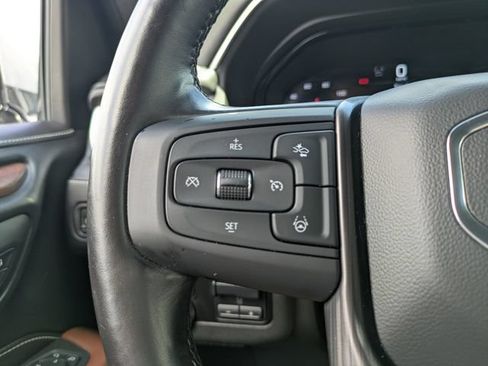 Used 2024 GMC Yukon Denali Ultimate AWD/4WD image 34