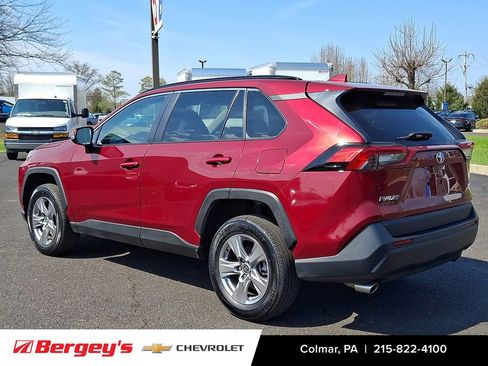 Used 2023 Toyota RAV4 XLE image 8