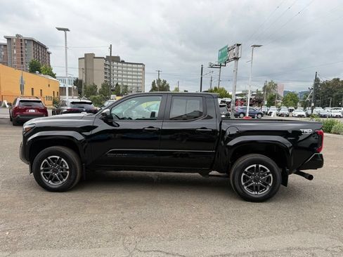 Certified 2024 Toyota Tacoma TRD Sport AWD/4WD image 5