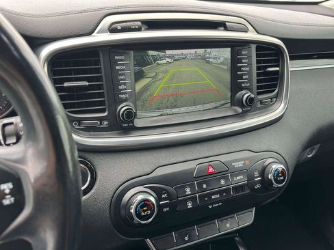 Used 2018 Kia Sorento SX FWD image 24