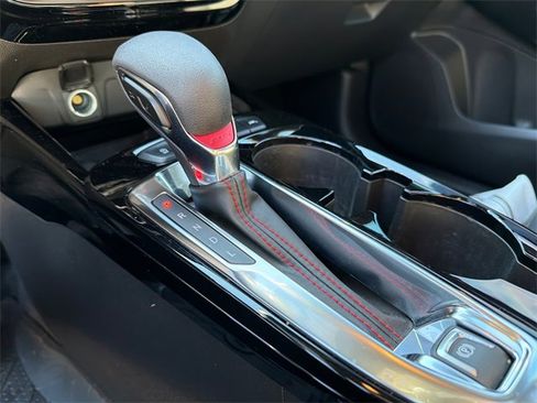 Used 2024 Chevrolet Trax RS w/ Sunroof Package image 31