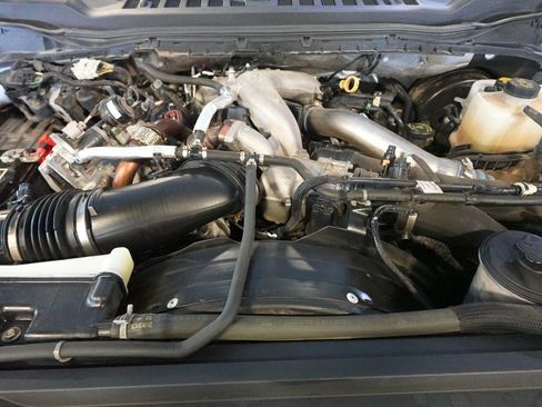 Used 2023 Ford F250 XL AWD/4WD image 30