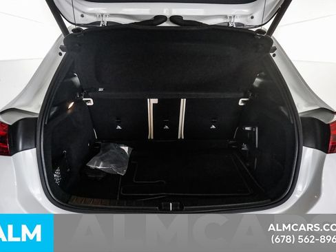 Used 2024 Mercedes-Benz GLA 250 image 21