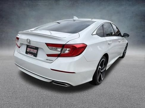 Used 2018 Honda Accord Sport image 6