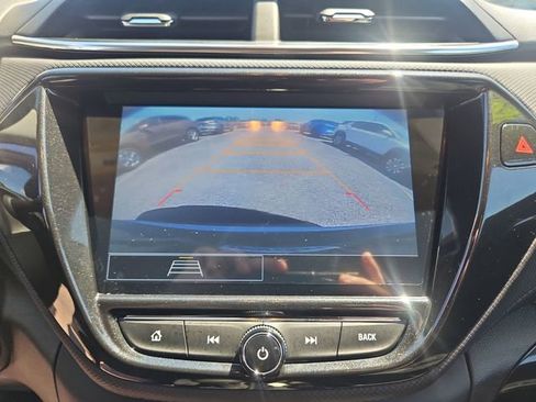 Used 2023 Chevrolet TrailBlazer LT w/ Convenience Package FWD image 21