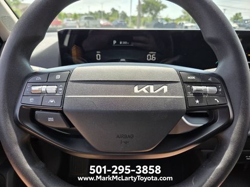 Used 2025 Kia K4 FWD image 19