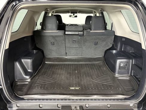 Used 2015 Toyota 4Runner SR5 AWD/4WD image 11
