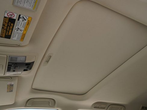 Used 2020 Lexus GX 460 Premium w/ Premium Package image 26