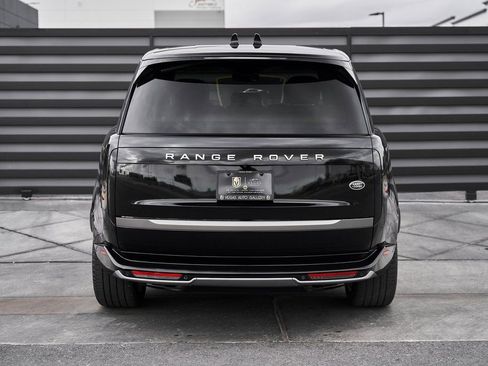 Used 2023 Land Rover Range Rover SE AWD/4WD image 14