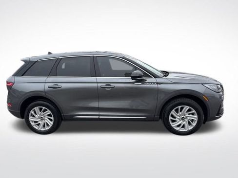 Used 2025 Lincoln Corsair FWD image 7