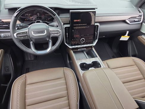 New 2026 GMC Acadia Denali Ultimate w/ LPO, All-Weather Package AWD/4WD image 8