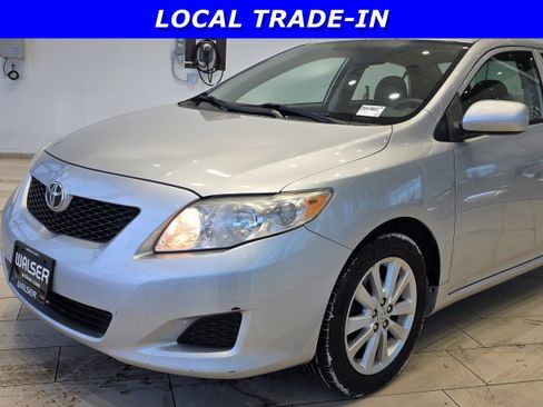 Used 2009 Toyota Corolla LE image 1