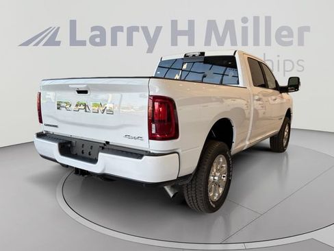 New 2026 RAM 2500 Laramie AWD/4WD image 5
