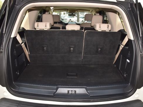 Certified 2022 Ford Expedition XLT RWD image 37