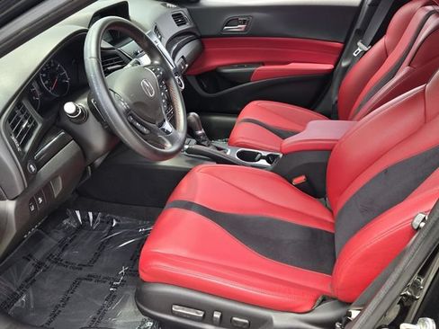 Used 2019 Acura ILX FWD image 10