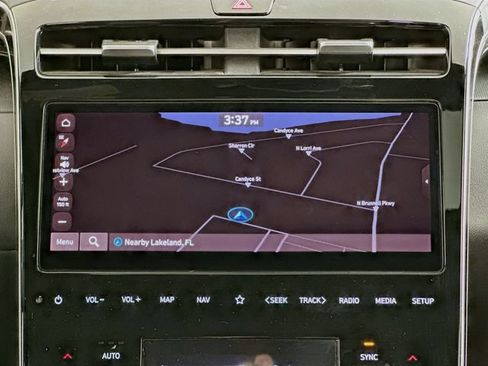 Used 2024 Hyundai Santa Cruz Night AWD/4WD image 15