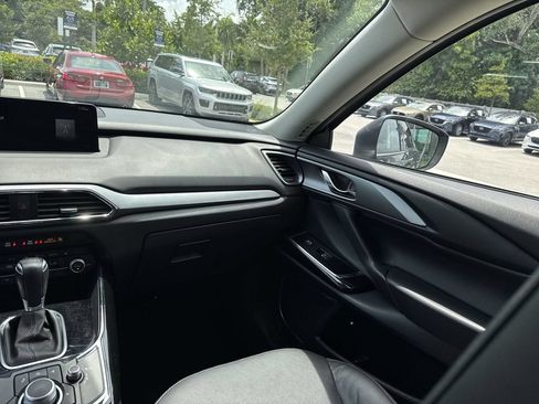 Certified 2021 MAZDA CX-9 Touring w/ Touring Premium Package FWD image 15