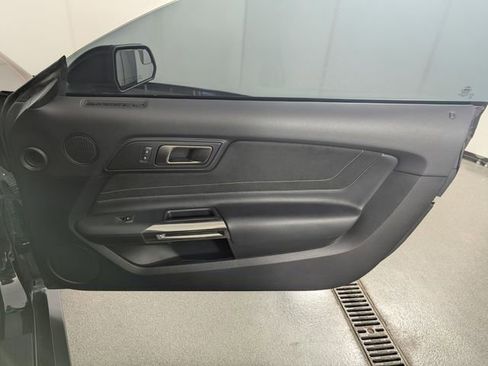 Used 2017 Ford Mustang Shelby GT350 w/ Electronics Package image 20