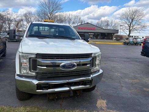 Used 2017 Ford F250 XL w/ STX Appearance Package image 2